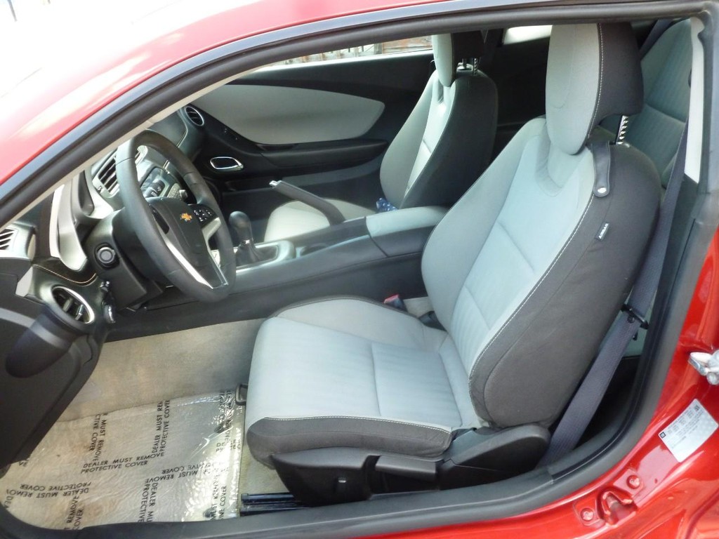 Chevrolet Camaro Vehicle Image 06