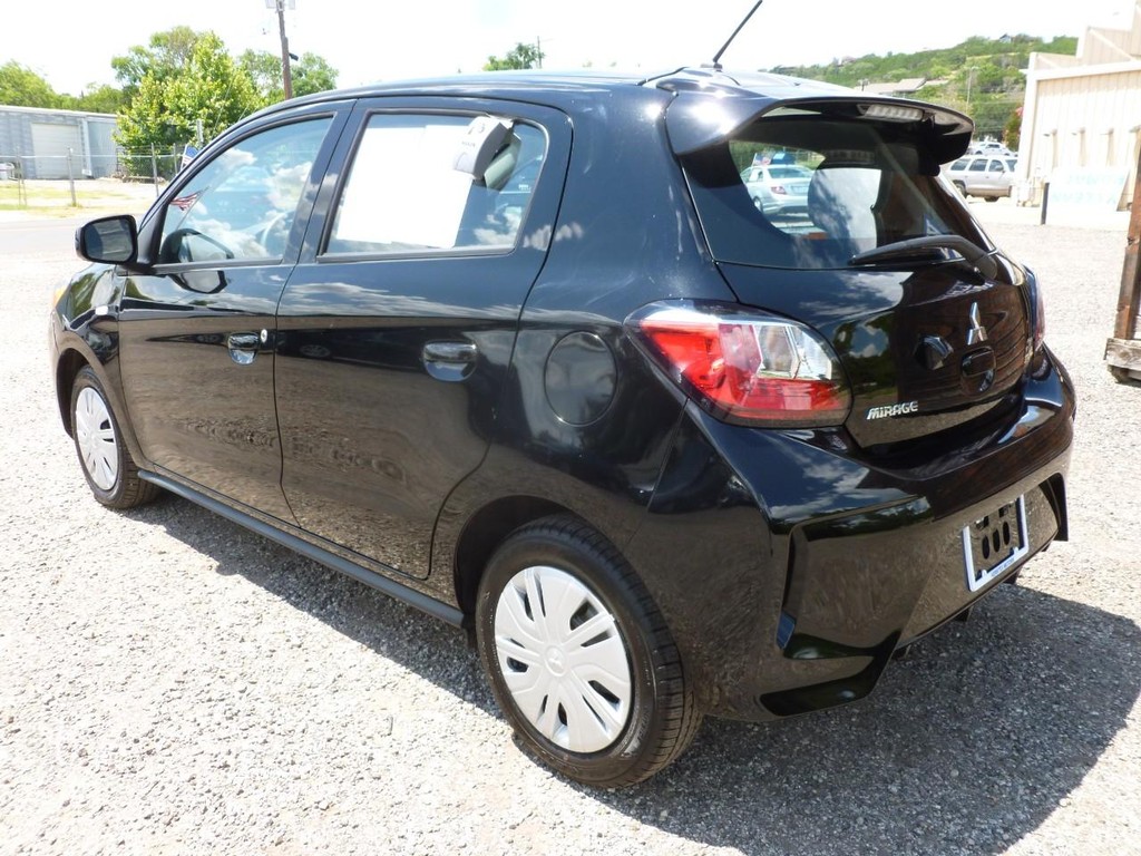 Mitsubishi Mirage Vehicle Image 02