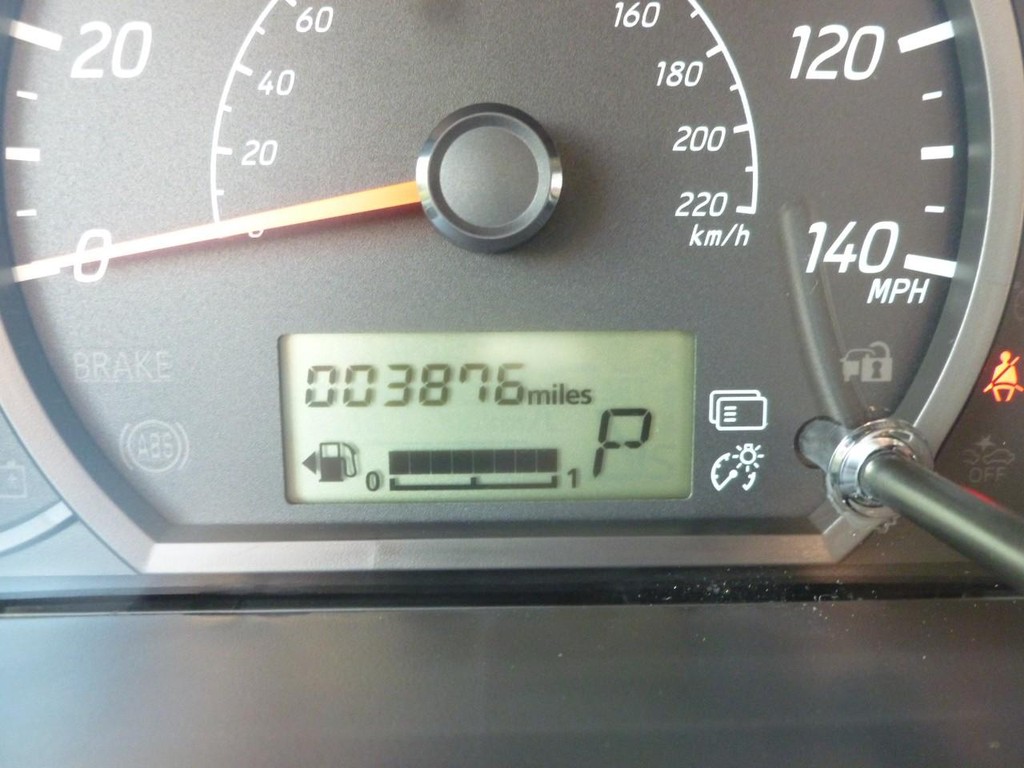 Mitsubishi Mirage Vehicle Image 10
