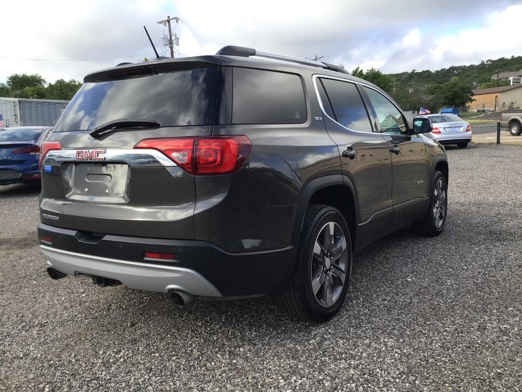 GMC Acadia Vehicle Image 03