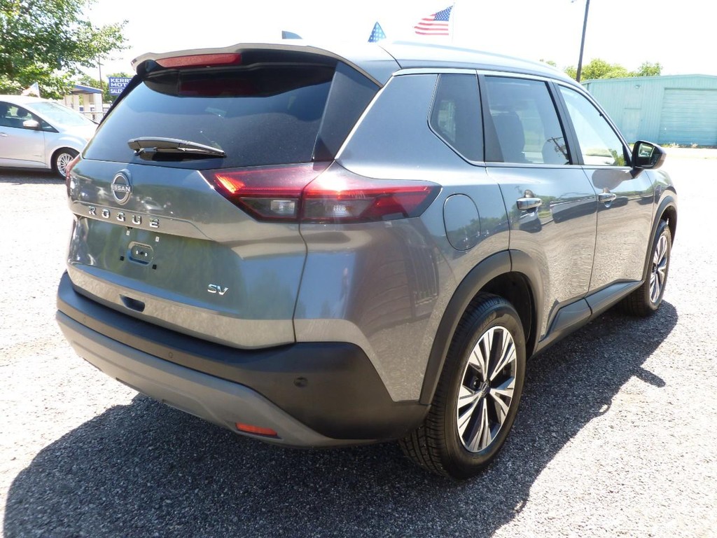 Nissan Rogue Vehicle Image 03