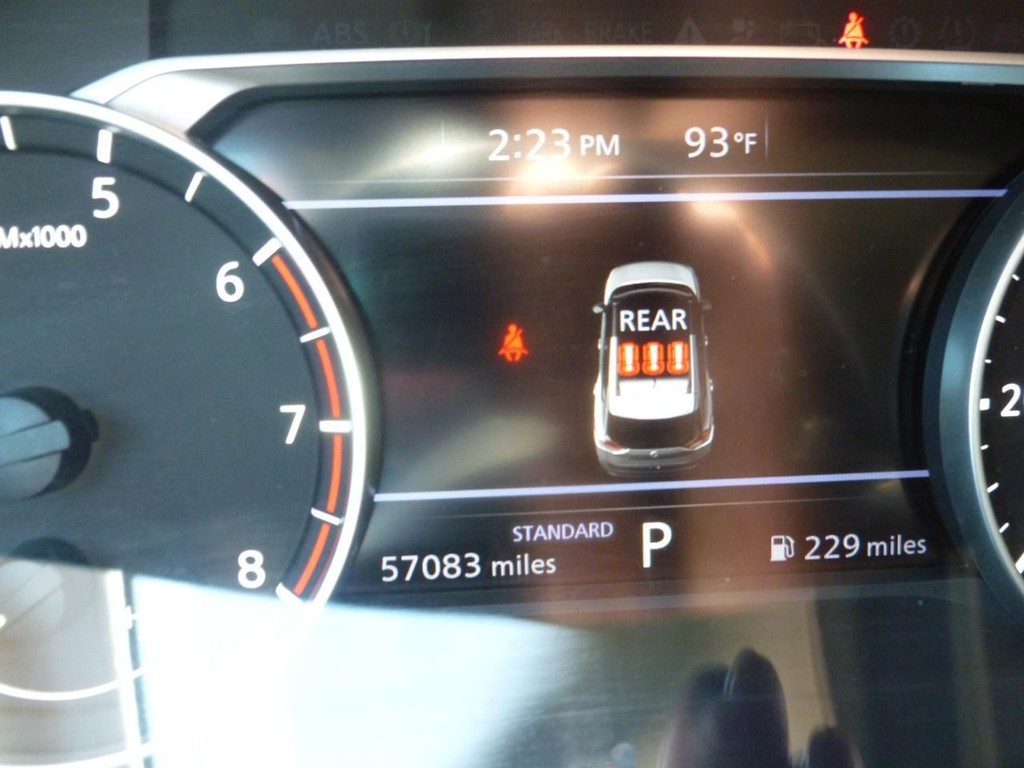 Nissan Rogue Vehicle Image 10