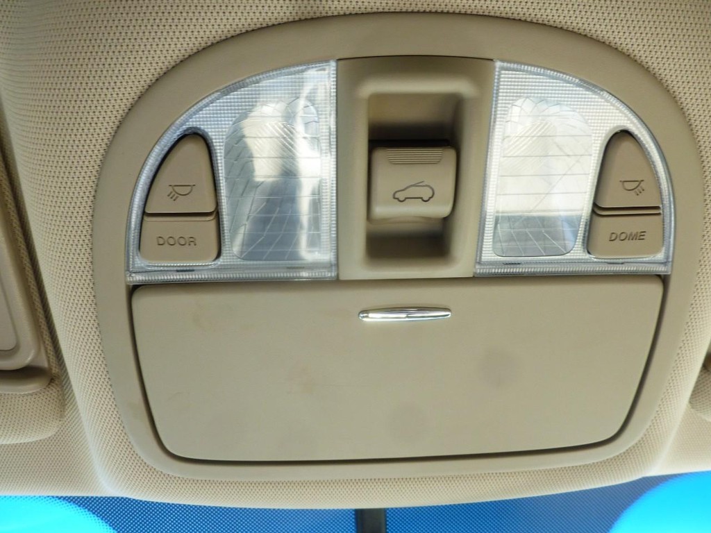 Hyundai Santa Fe Vehicle Image 14
