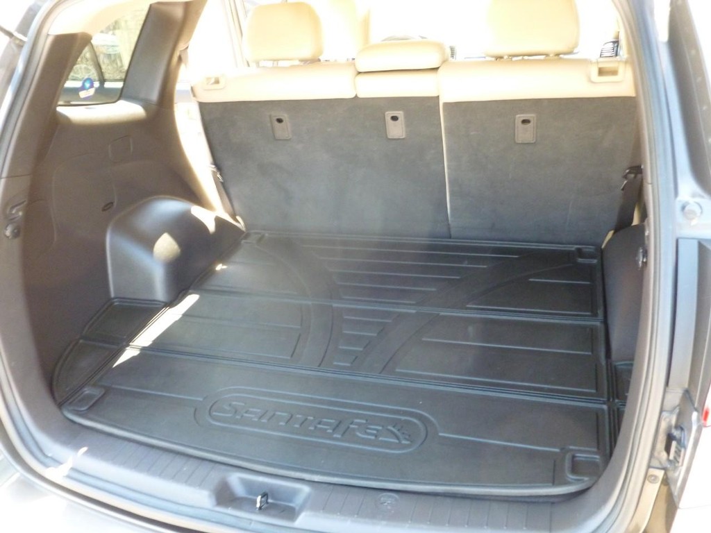 Hyundai Santa Fe Vehicle Image 23