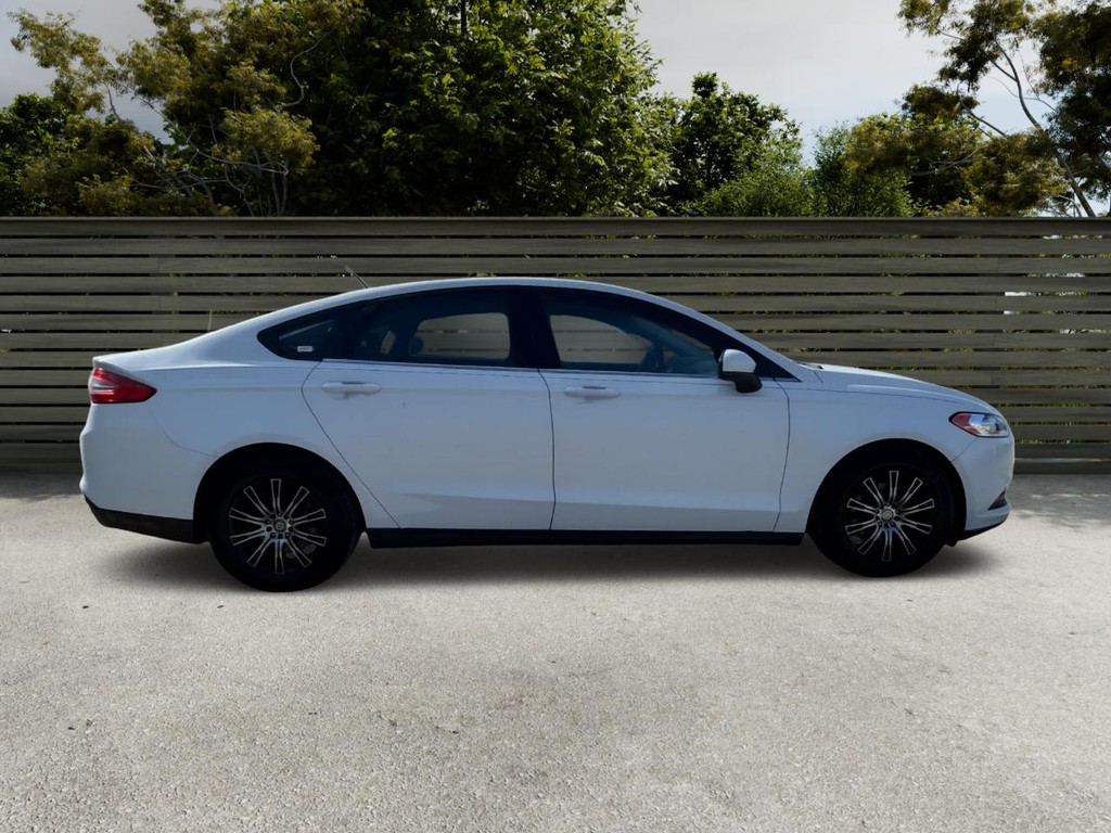 Ford Fusion Vehicle Image 07