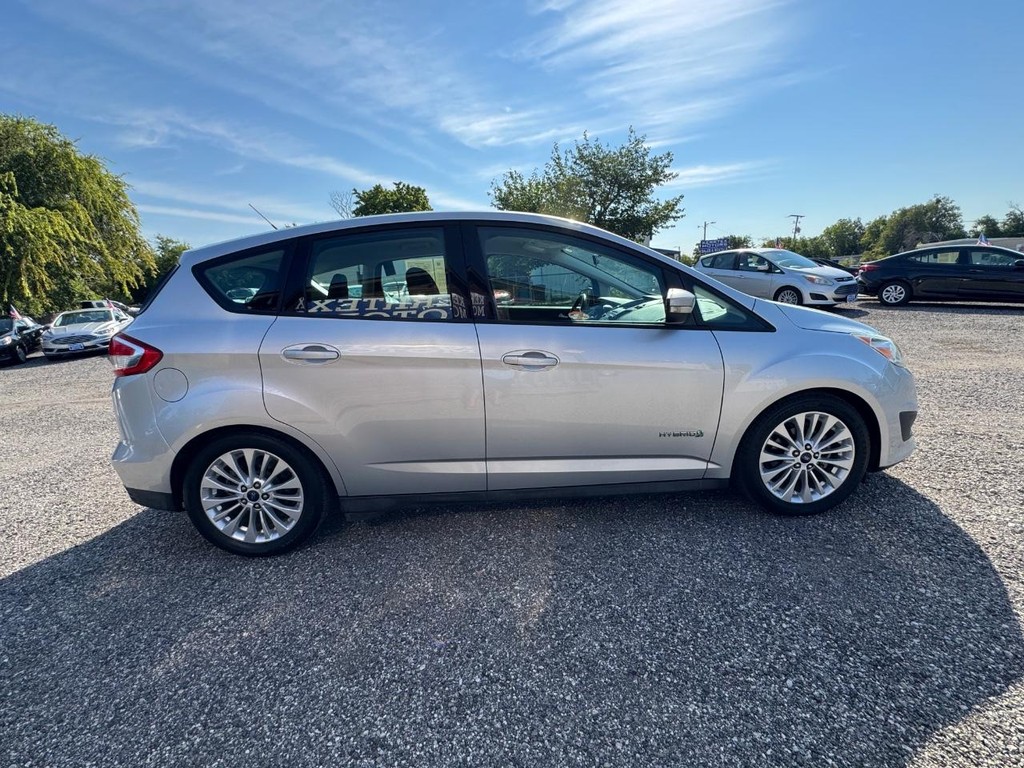 Ford C-Max Hybrid Vehicle Image 07