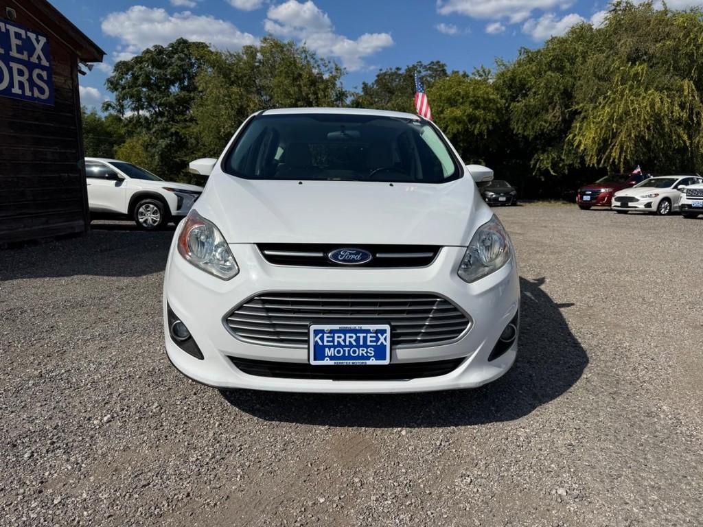 Ford C-Max Energi Vehicle Image 06