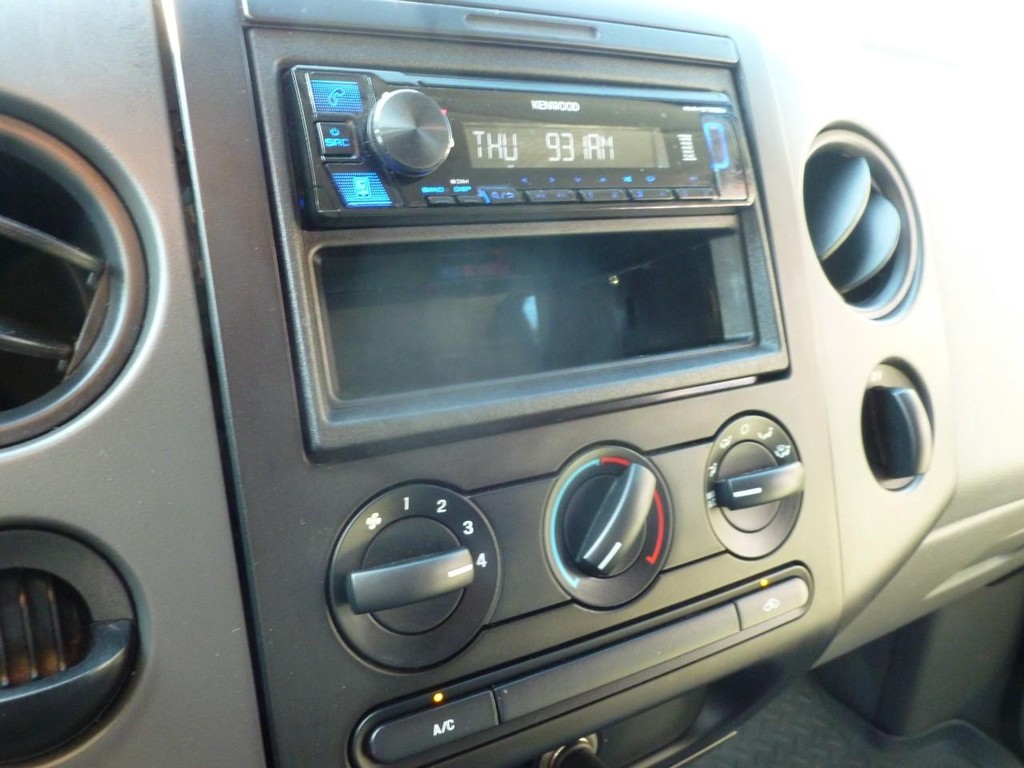 Ford F-150 Vehicle Image 10
