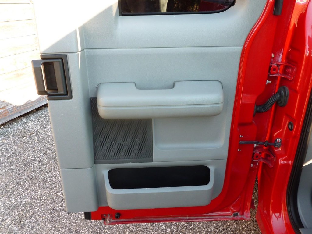 Ford F-150 Vehicle Image 16