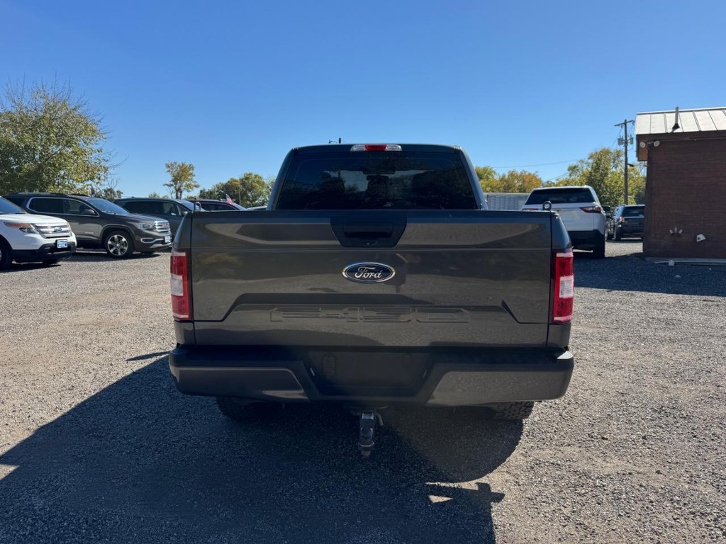 Ford F-150 Vehicle Full-screen Gallery Image 06