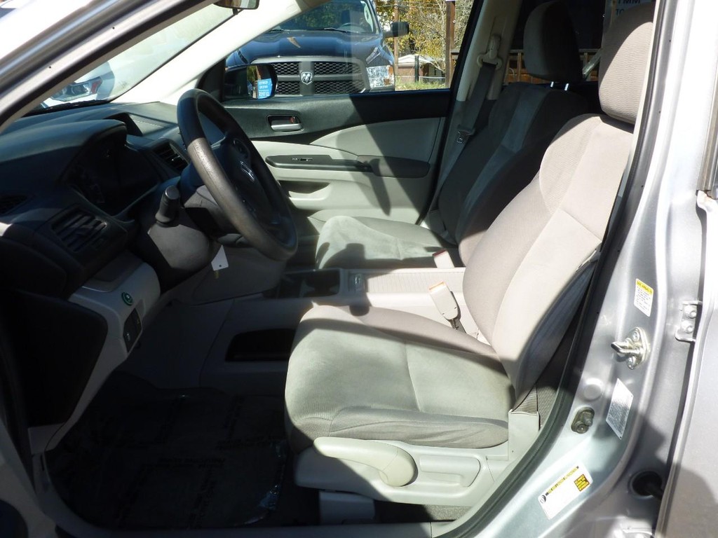 Honda CR-V Vehicle Full-screen Gallery Image 05