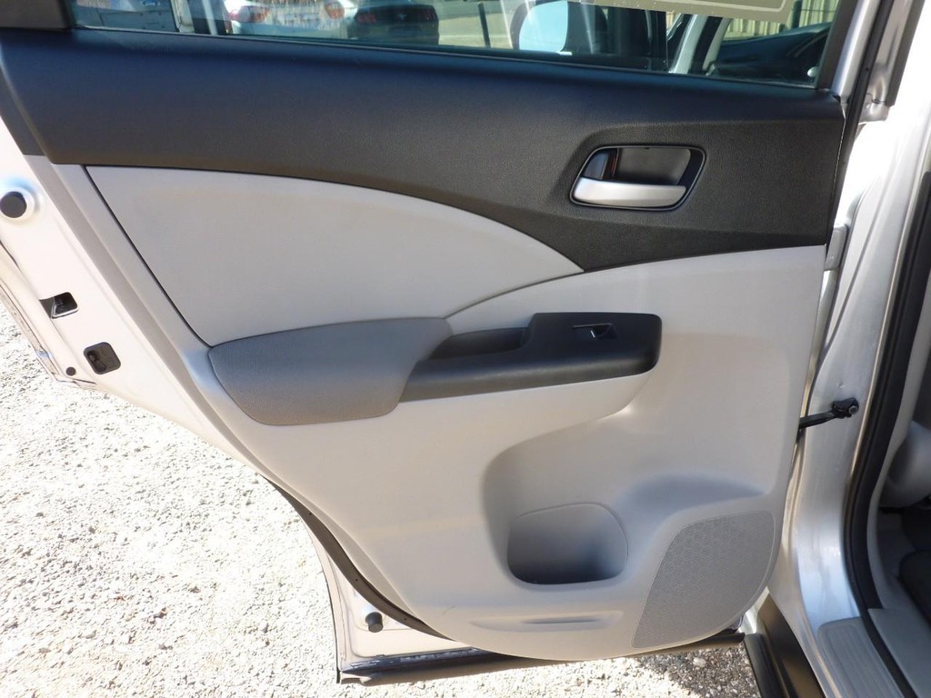 Honda CR-V Vehicle Full-screen Gallery Image 19