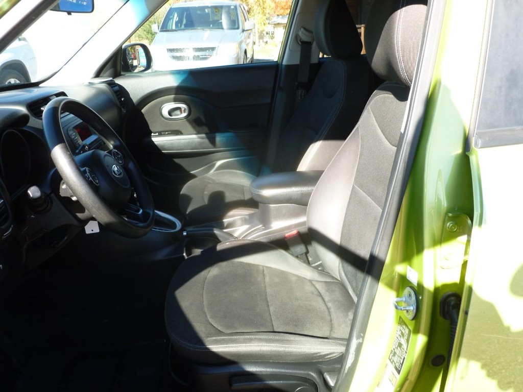 Kia Soul Vehicle Image 06