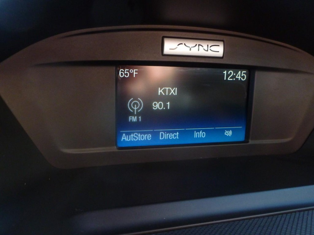 Ford C-Max Hybrid Vehicle Image 14