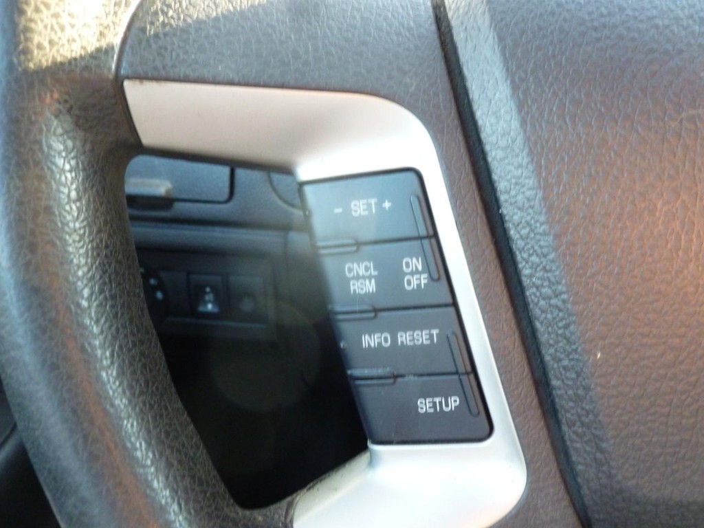 Ford Fusion Vehicle Image 11