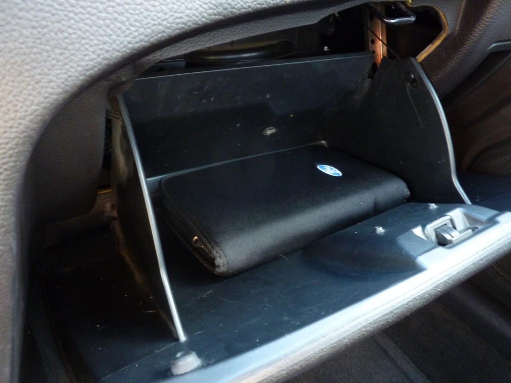 Ford Fusion Vehicle Image 15