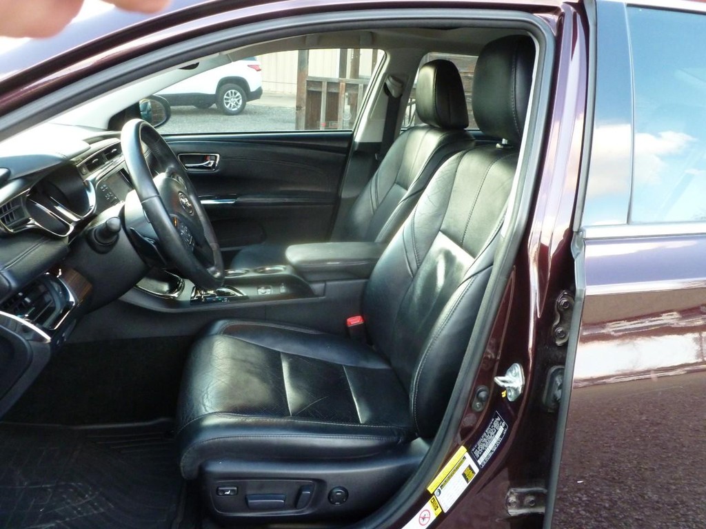 Toyota Avalon Vehicle Image 06