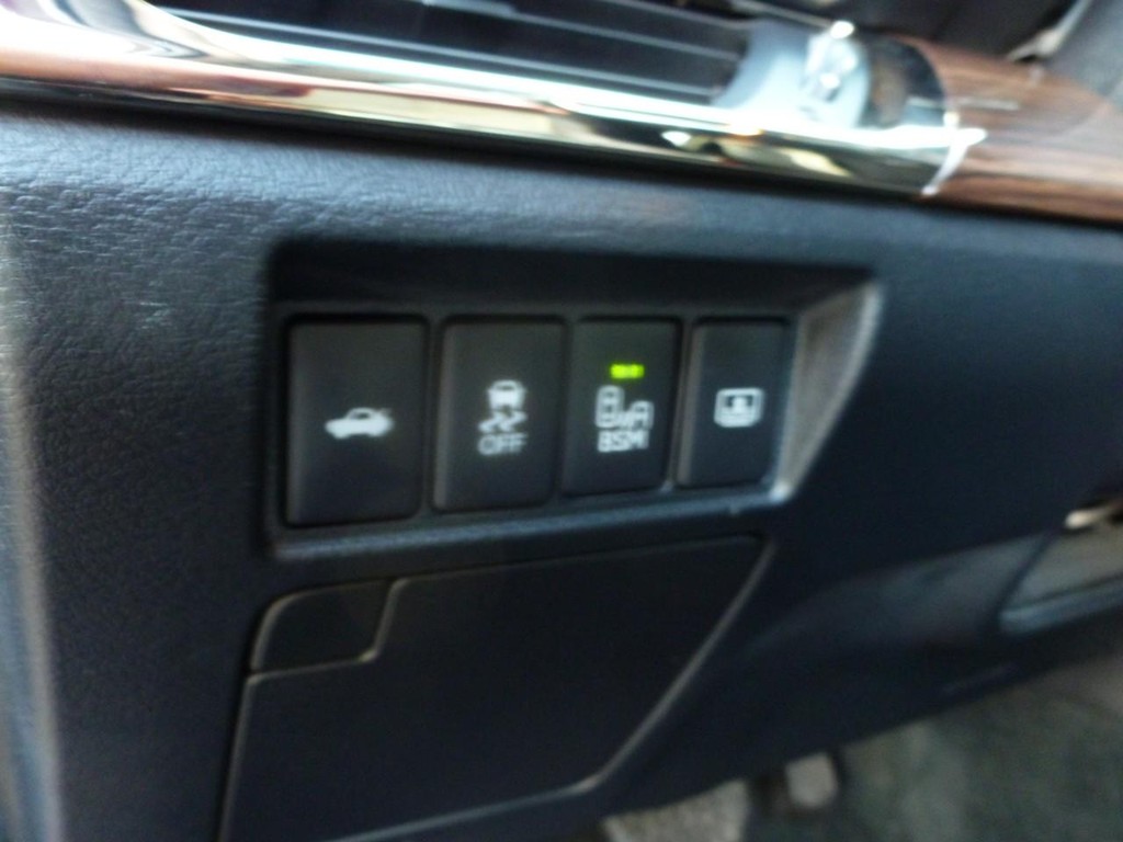 Toyota Avalon Vehicle Image 20