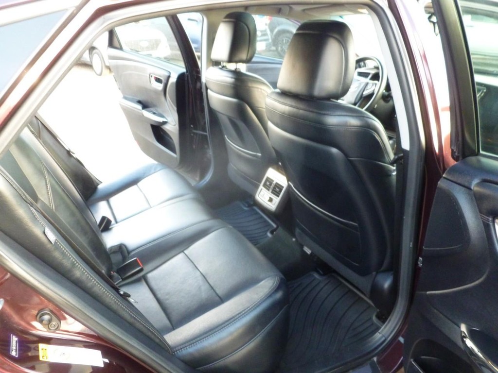 Toyota Avalon Vehicle Image 26