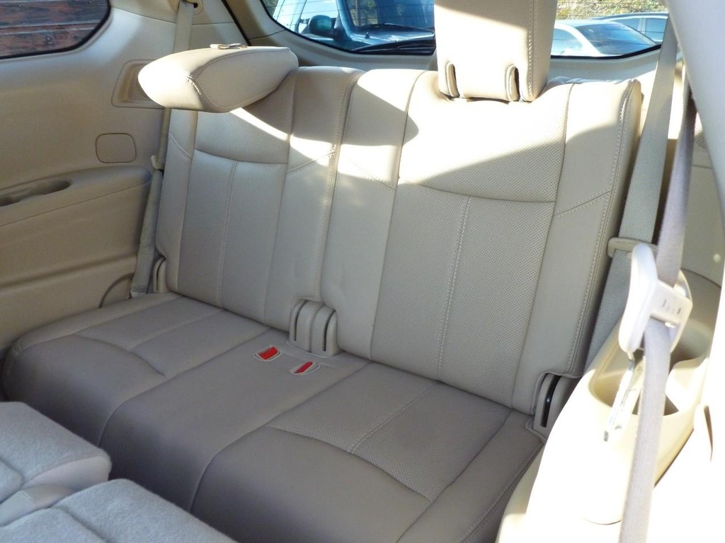 Nissan Pathfinder Vehicle Image 08