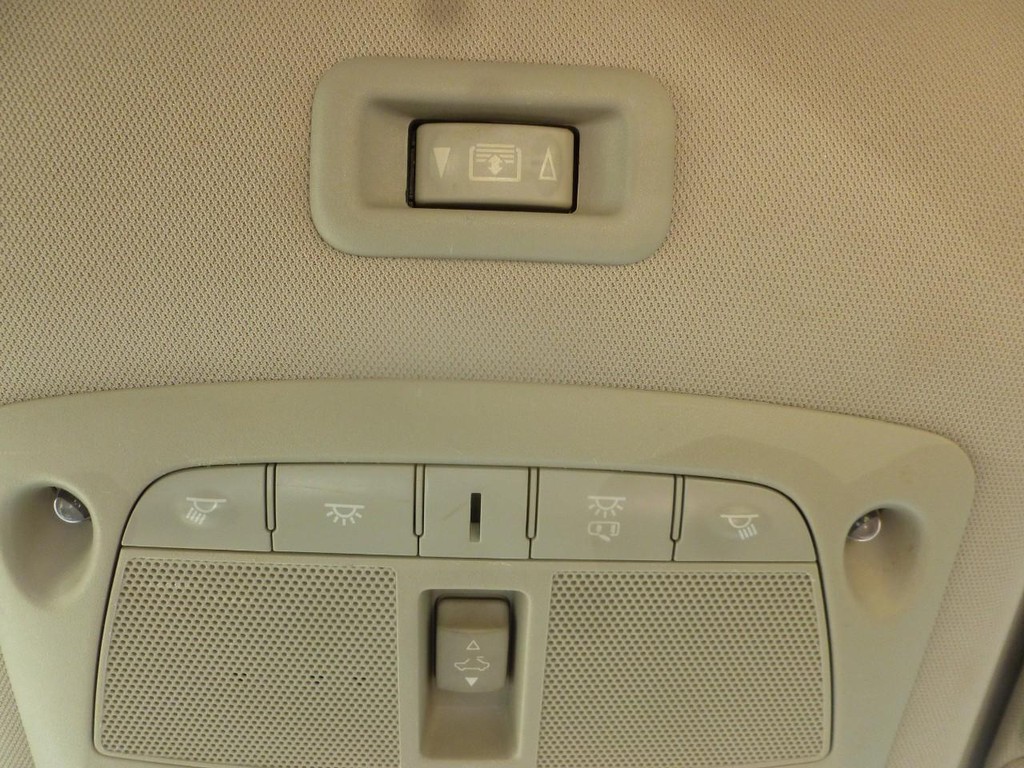 Nissan Pathfinder Vehicle Image 25