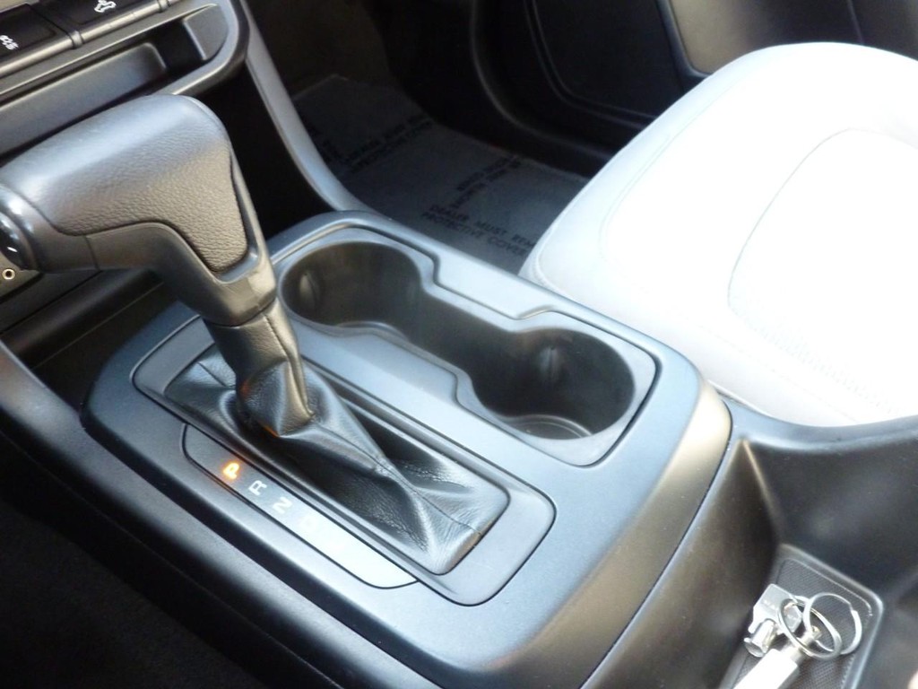 Chevrolet Colorado Vehicle Image 15