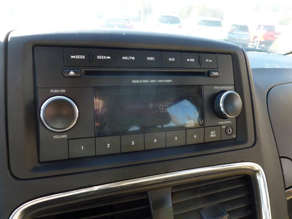 Dodge Grand Caravan Vehicle Image 14