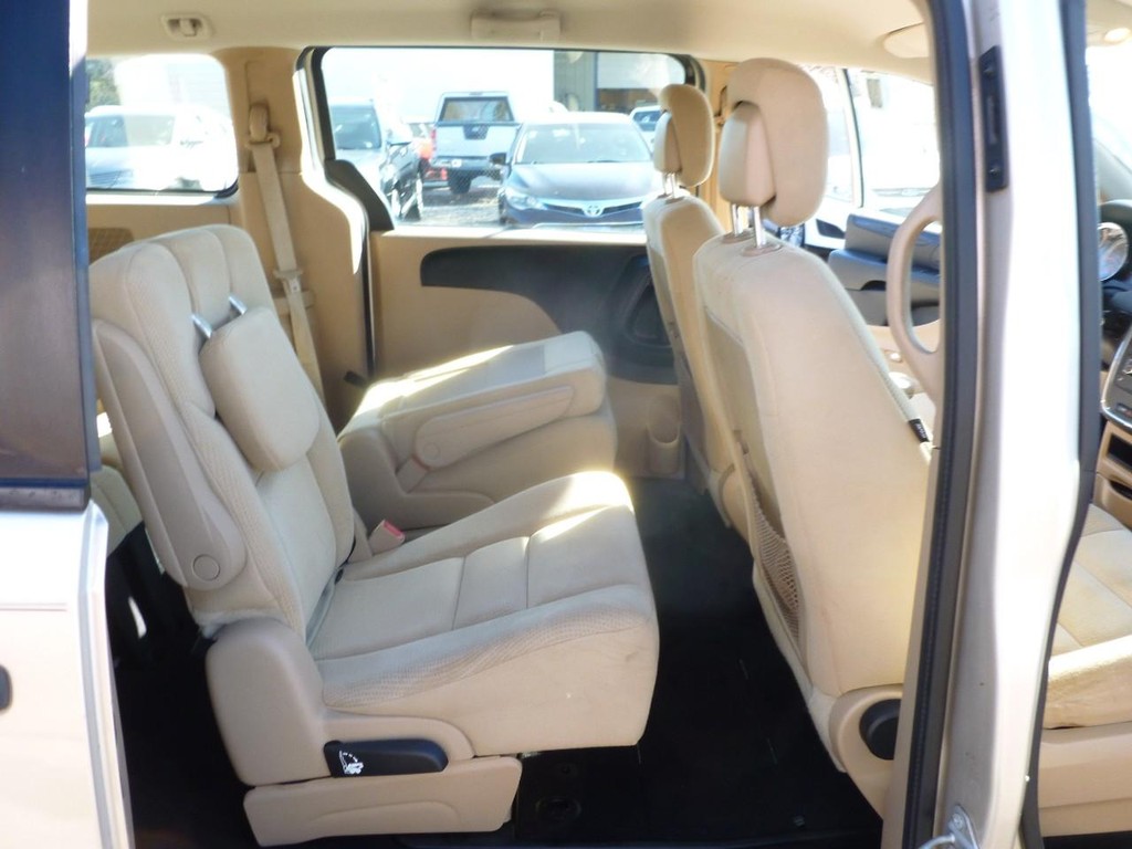 Dodge Grand Caravan Vehicle Image 20