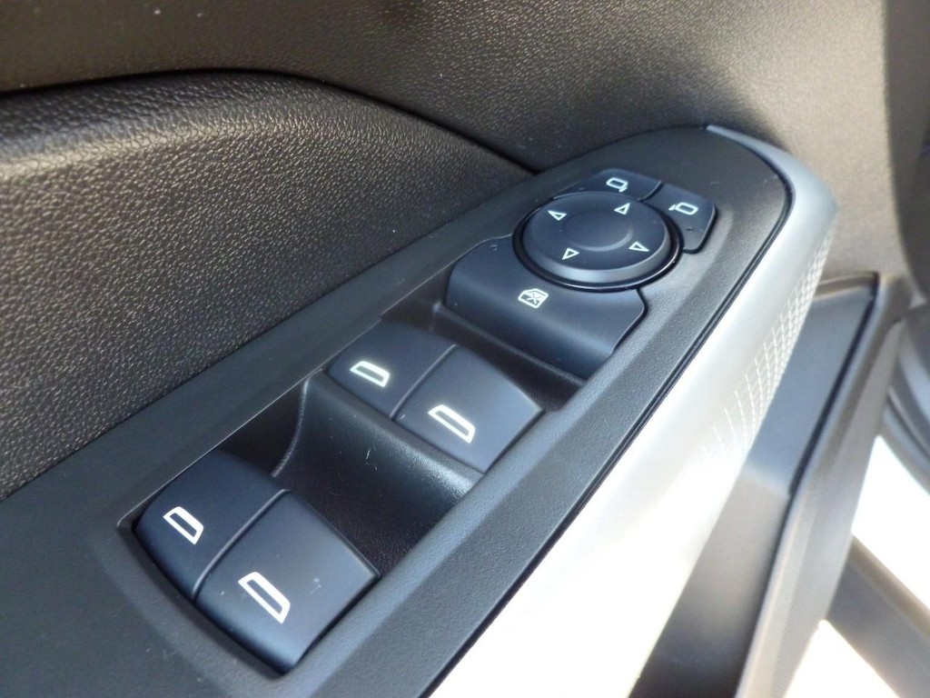 Chevrolet Trax Vehicle Image 09