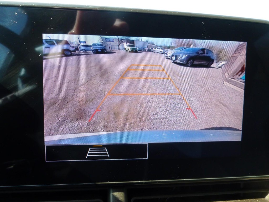 Chevrolet Trax Vehicle Image 12