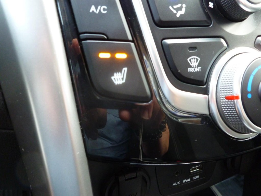 Hyundai Elantra GT Vehicle Image 14