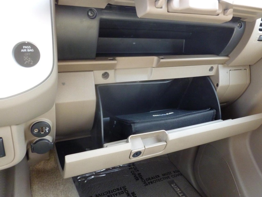 Nissan Frontier Vehicle Image 14