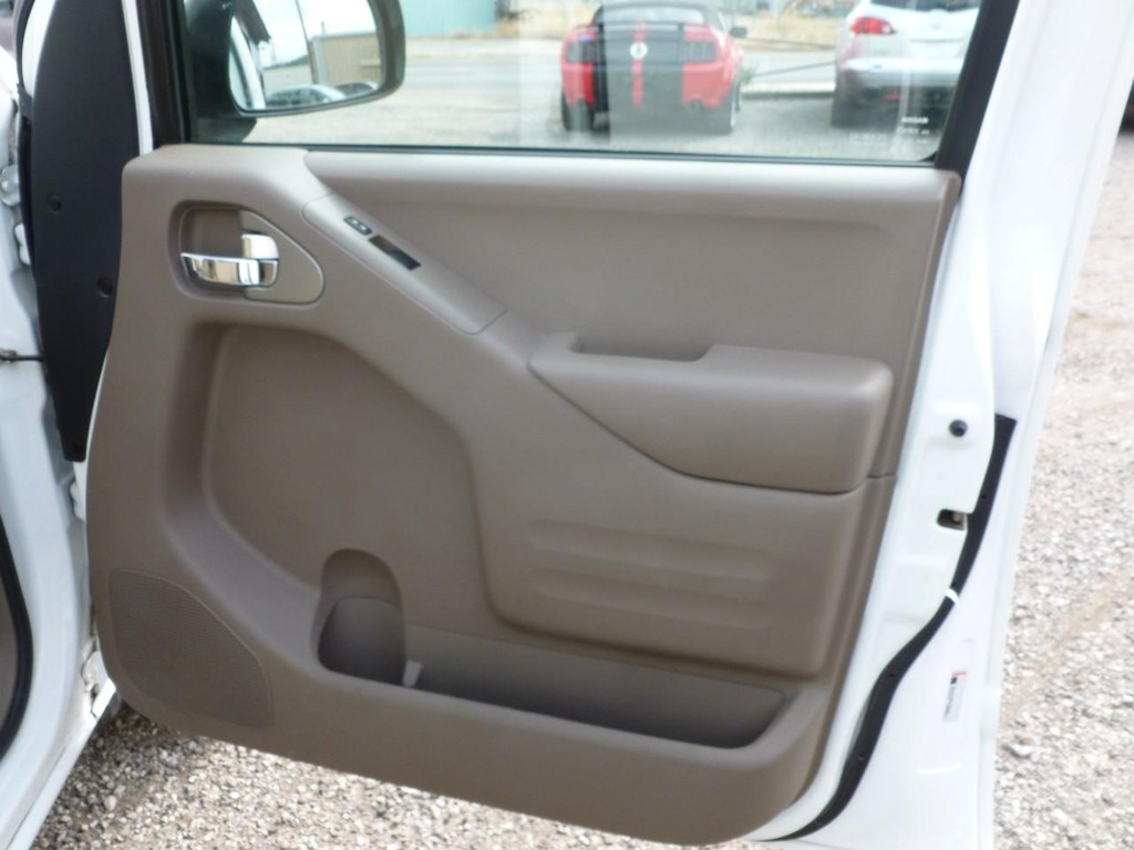 Nissan Frontier Vehicle Image 20