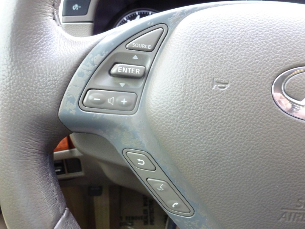 INFINITI G37 Sedan Vehicle Image 11