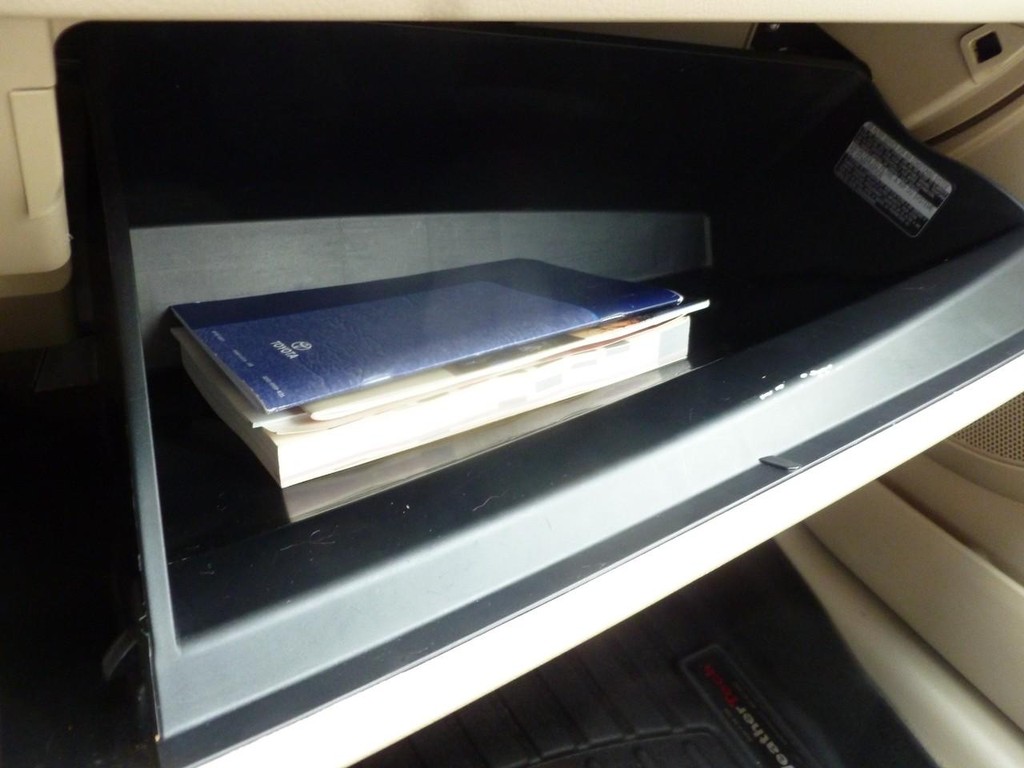 Toyota Camry Vehicle Image 15