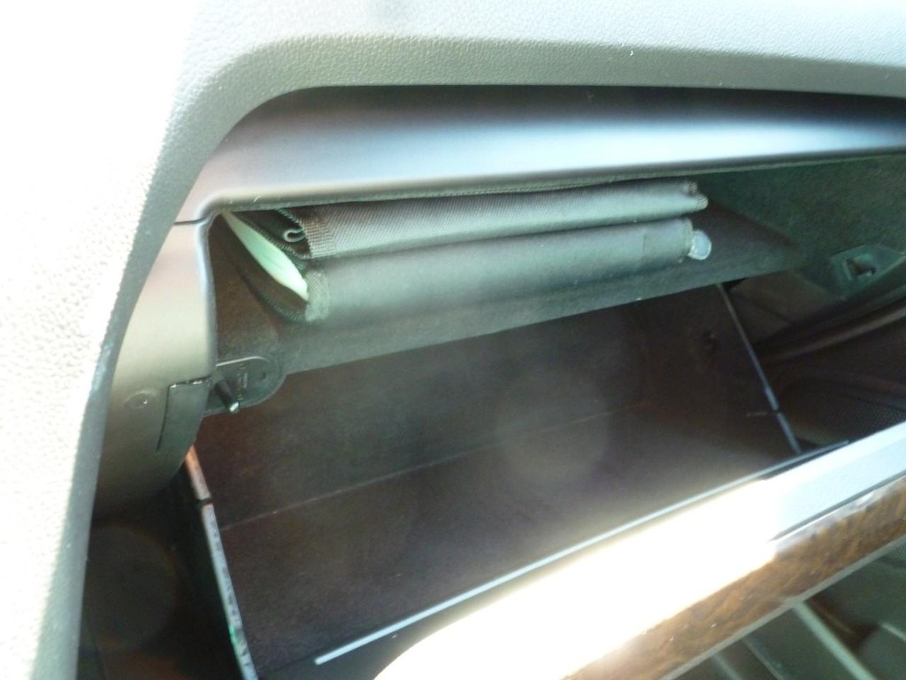 Ford Explorer Vehicle Image 23