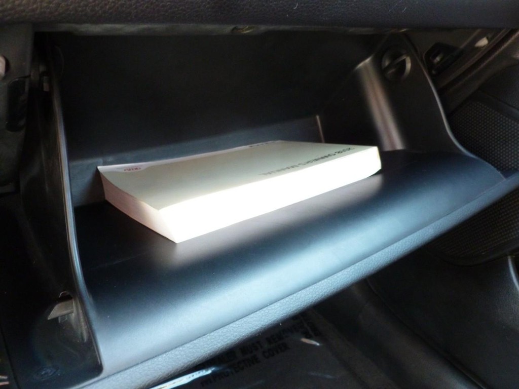 Kia Rio 5-Door Vehicle Full-screen Gallery Image 16