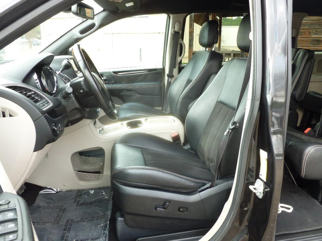 Dodge Grand Caravan Vehicle Image 06