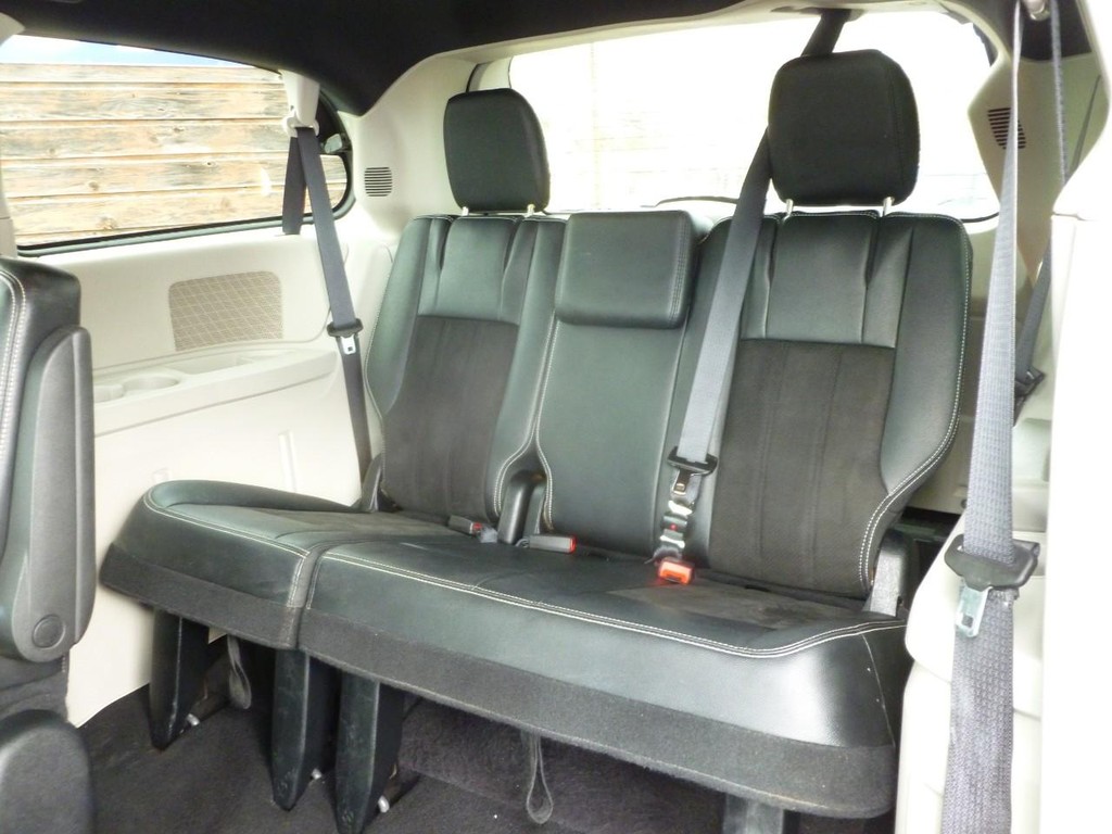 Dodge Grand Caravan Vehicle Image 08