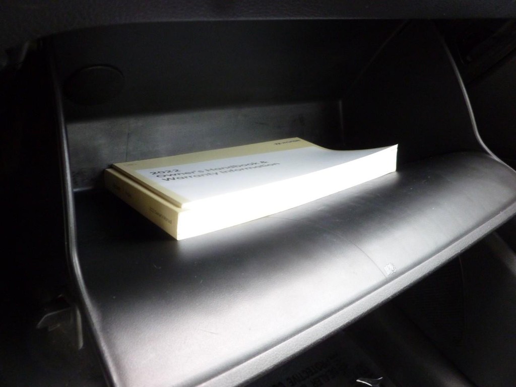 Hyundai Accent Vehicle Image 17