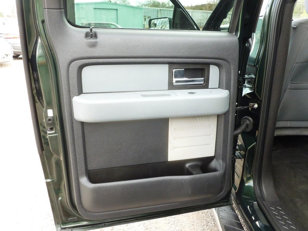 Ford F-150 Vehicle Image 16