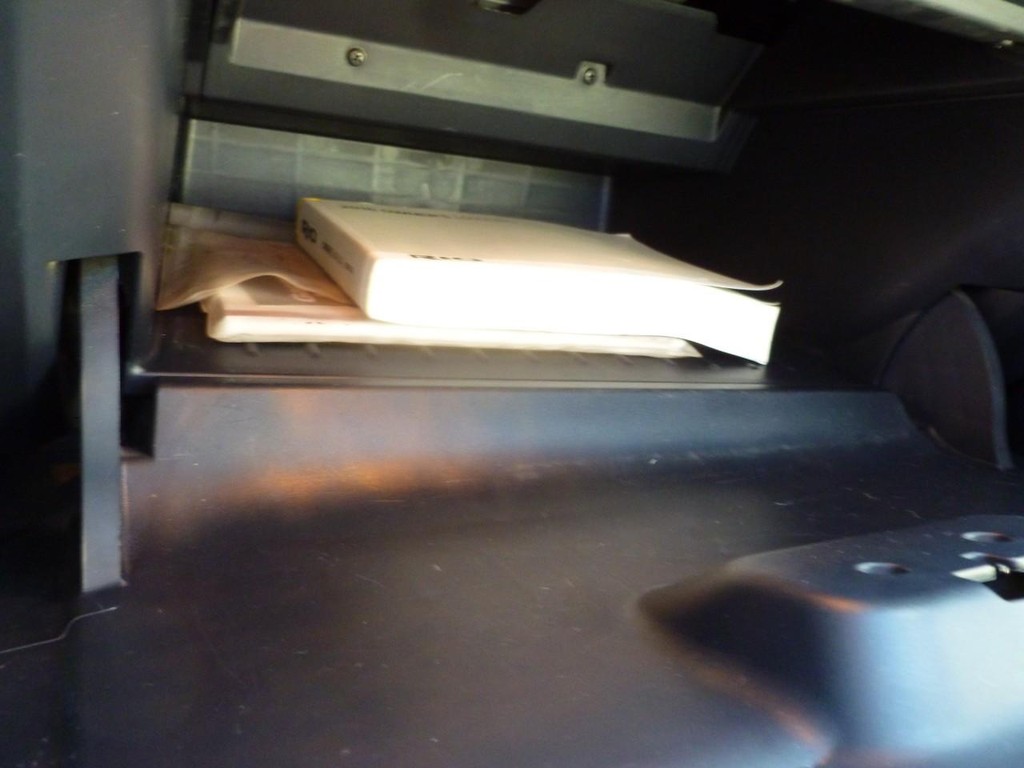 Kia Rio Vehicle Full-screen Gallery Image 15