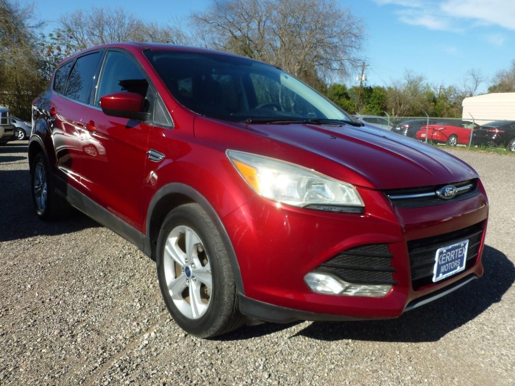 Ford Escape Vehicle Image 05