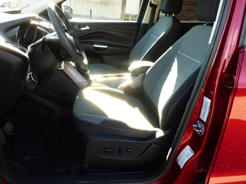 Ford Escape Vehicle Image 06