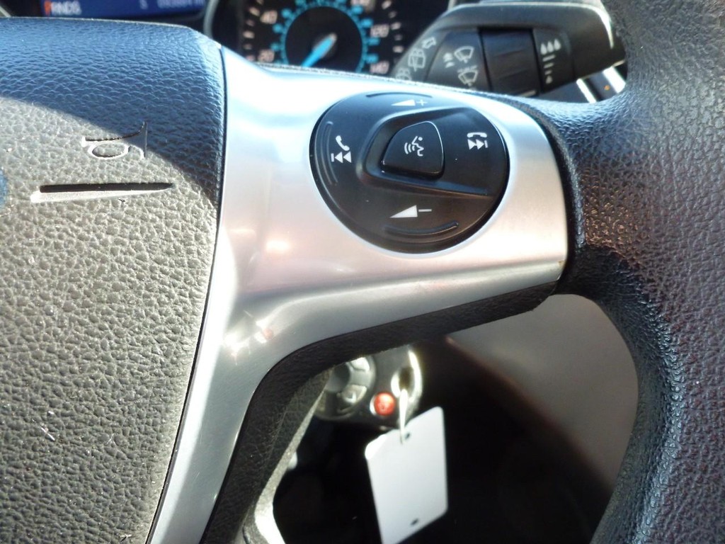 Ford Escape Vehicle Image 11