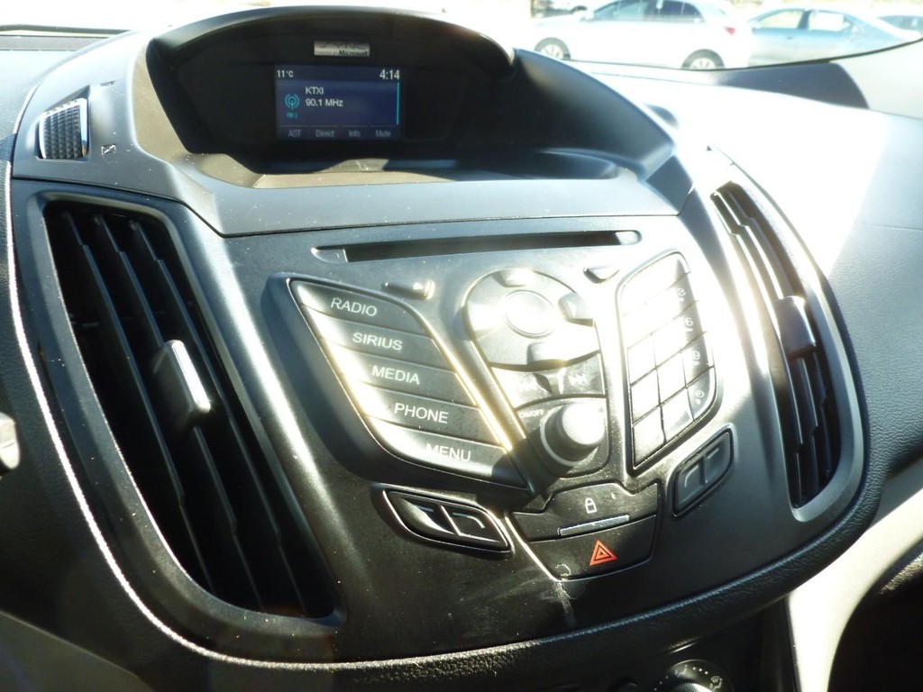 Ford Escape Vehicle Image 14