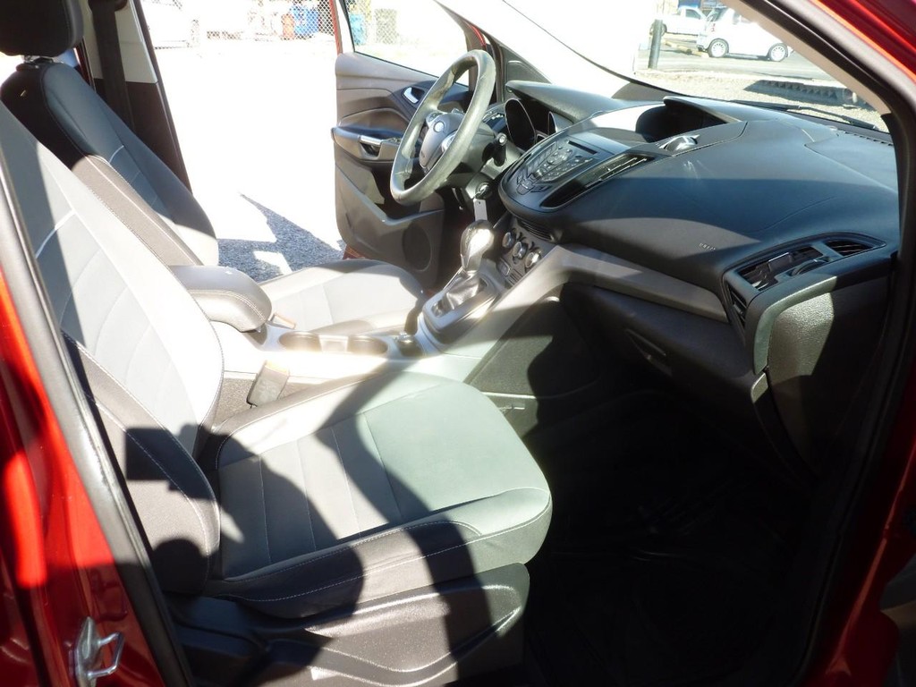 Ford Escape Vehicle Image 22