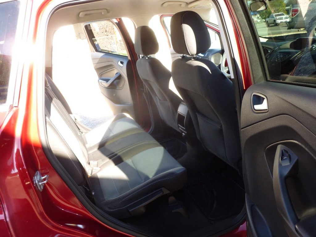 Ford Escape Vehicle Image 23