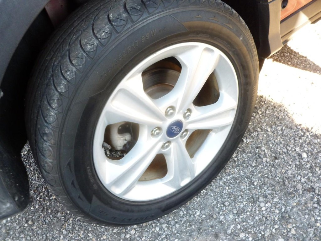 Ford Escape Vehicle Image 25