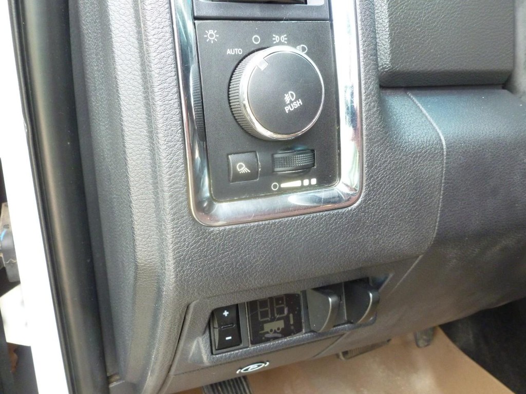 Ram 2500 Vehicle Image 10